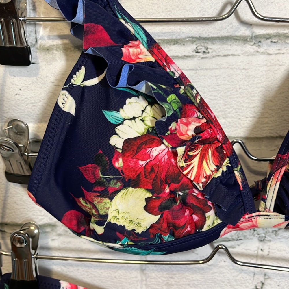 Cupshe Blue Floral Ruffle Bikini - Picture 2 of 5